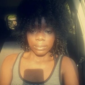 Meet your Posher, Hawanatu